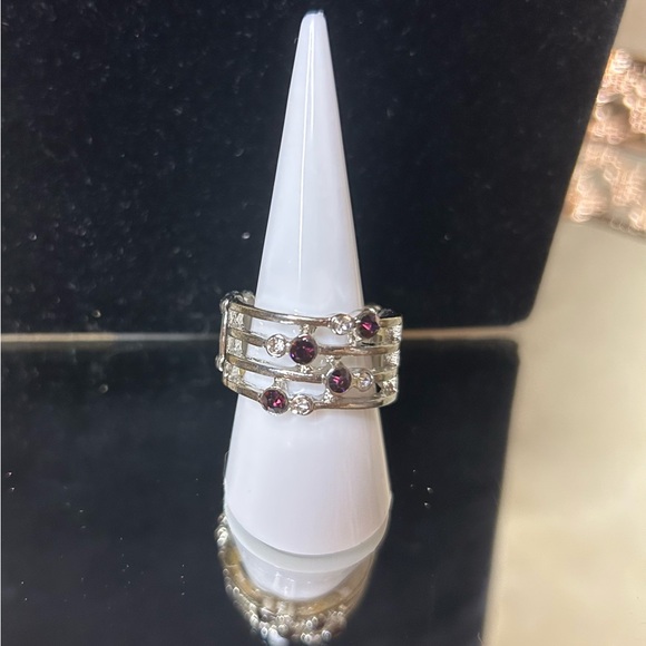 Silver Tone and Purple Gemstone Stretch Ring - Picture 1 of 4